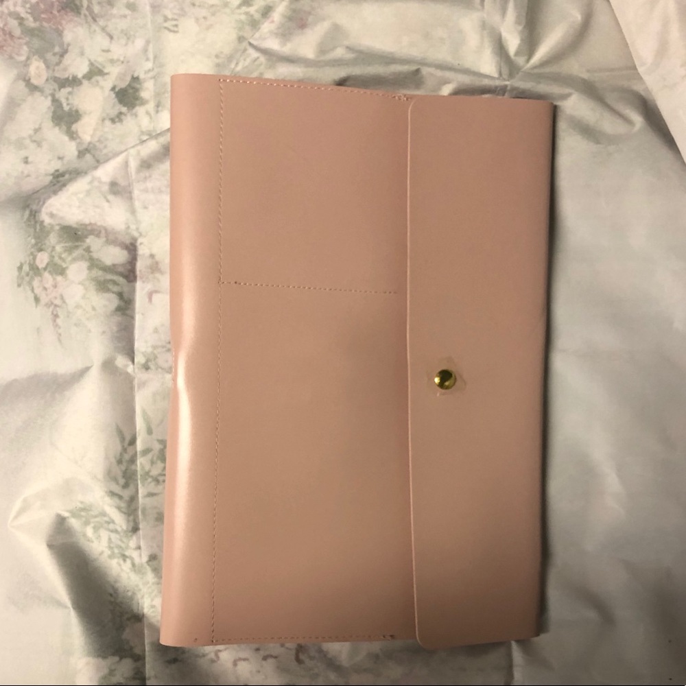 Glass Ladder & Co.  Marilyn organizational clutch